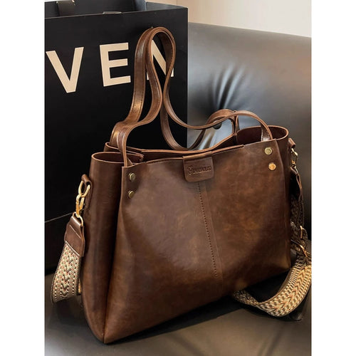 Versatile Multi-Functional Handbag Bowlift