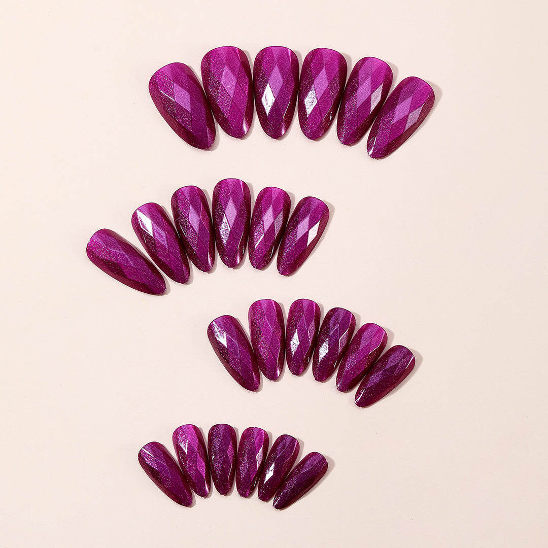 Sparkling Diamond-Shaped Stiletto Nail Art Extensions Bowlift