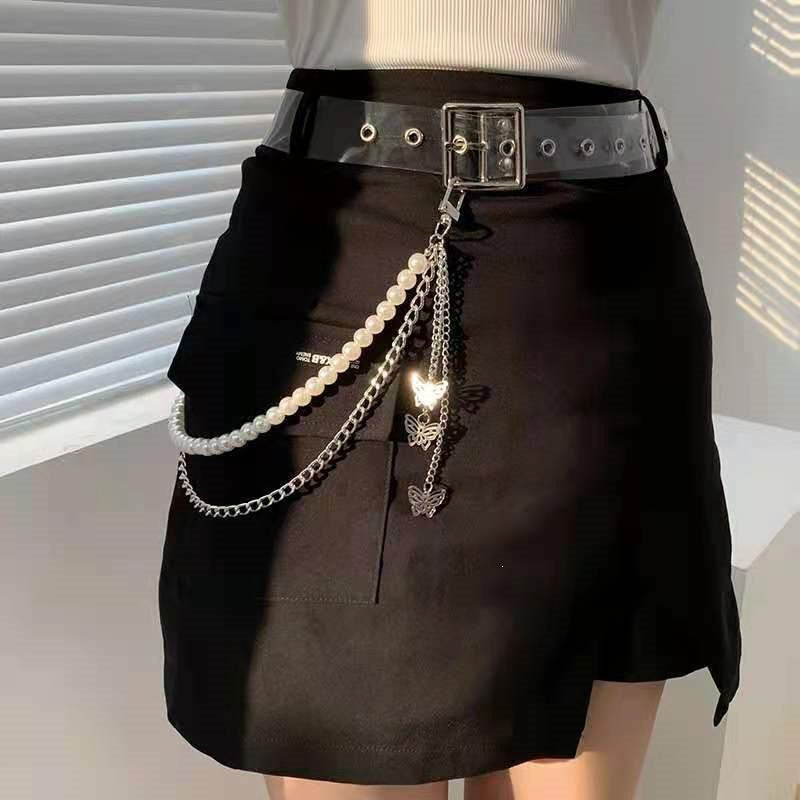 Fashionable belt with pearl and chain pendants Bowlift