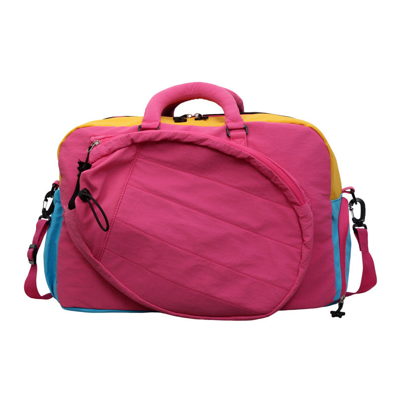 Sporty travel bag with multifunctional carrying options Bowlift
