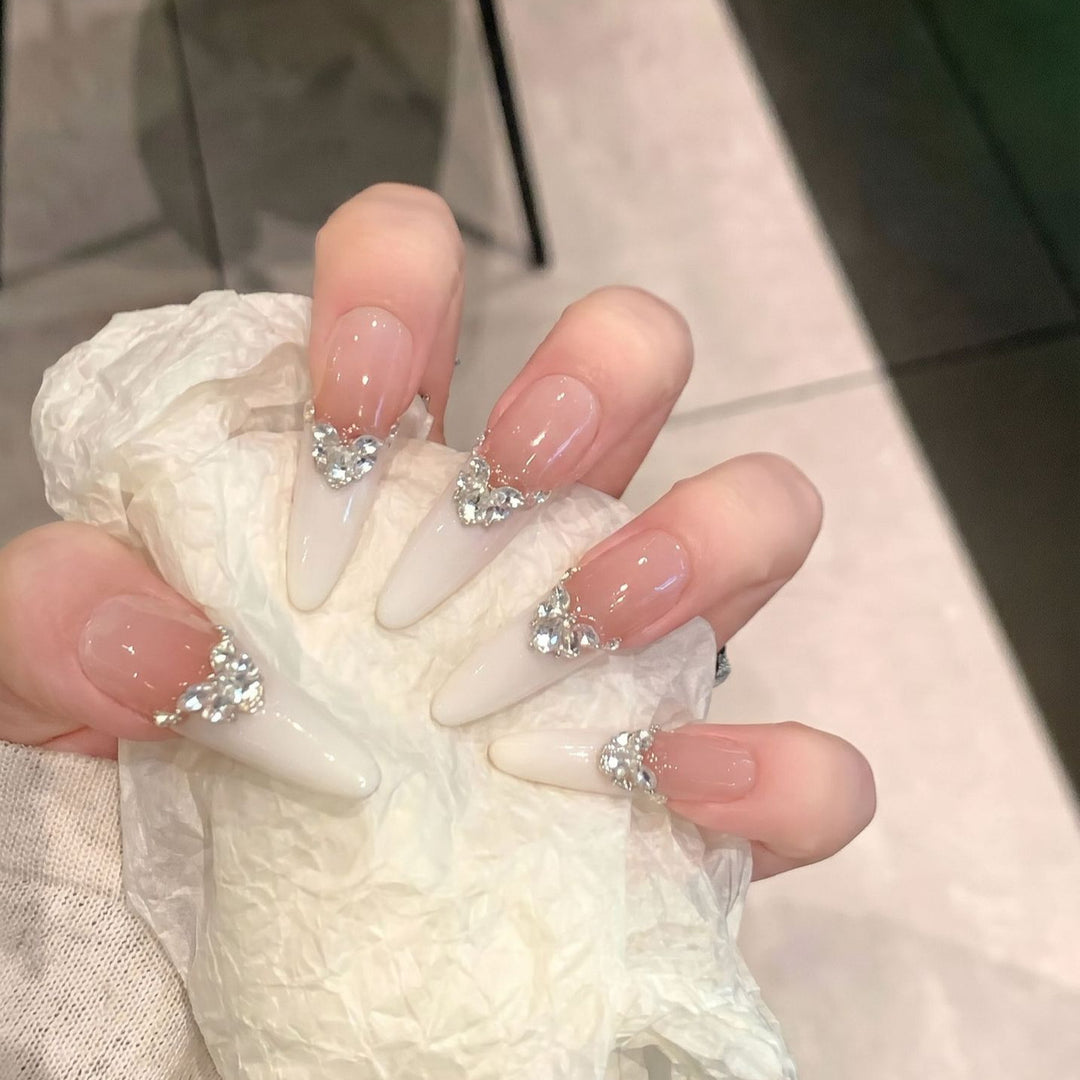 Elegant Stiletto Press-On Nail Art Set Bowlift