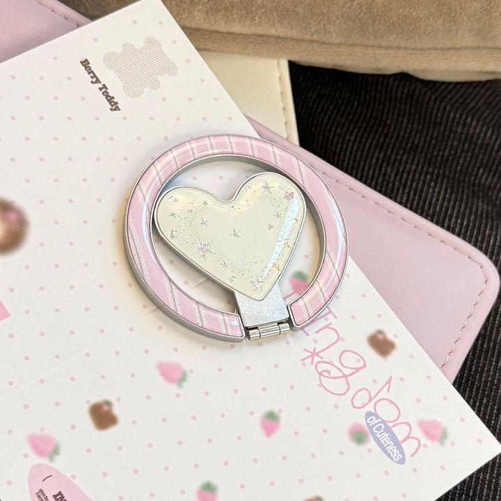 Hand mirror in playful heart design Bowlift