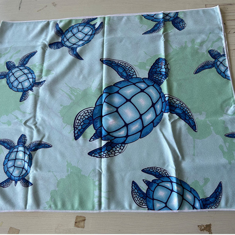 Beach towel with maritime star pattern Bowlift