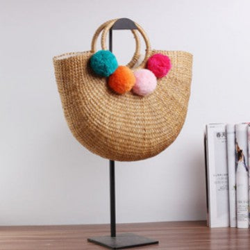 Handcrafted straw bag with colorful tassels Bowlift