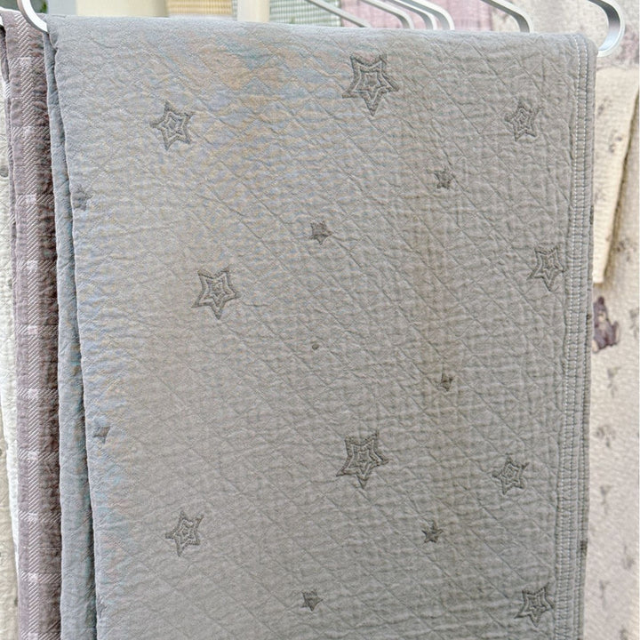 Ladies cuddly blanket with cute horse motif Bowlift