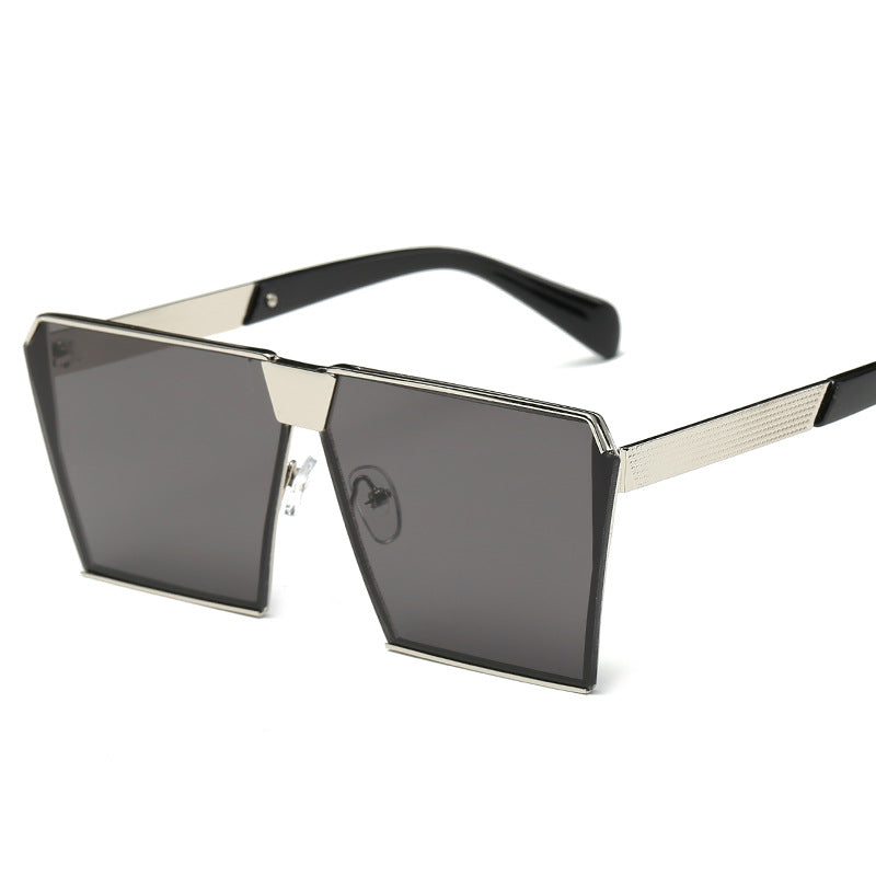 Women oversized sunglasses with distinctive square design Bowlift