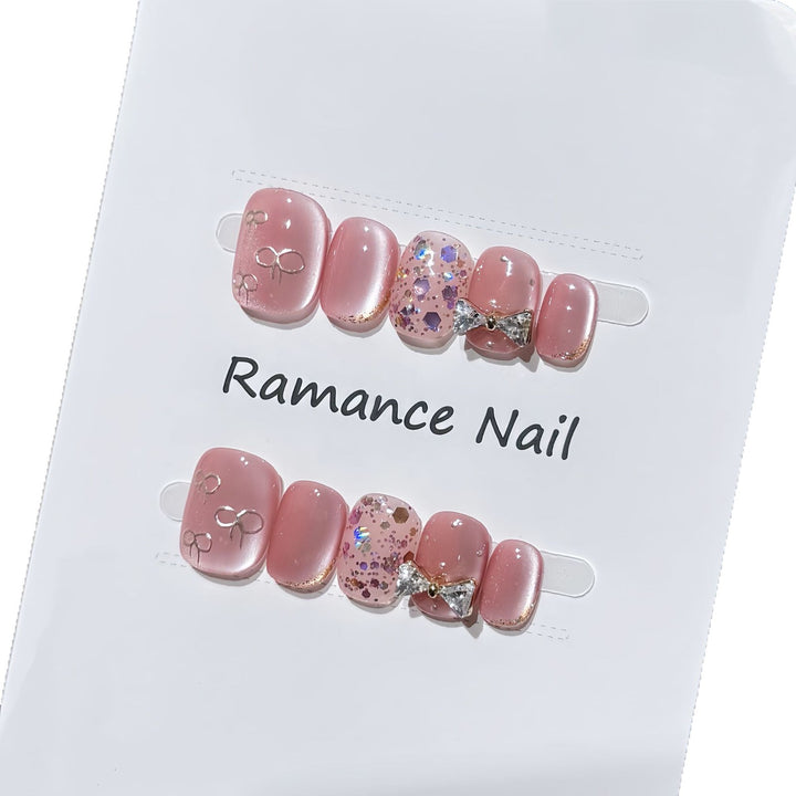 Glamorous Rhinestone Press-On Nail Set Bowlift