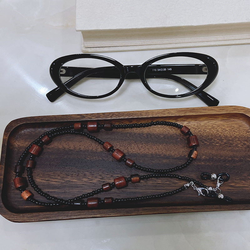 Fashionable glasses holder chain with stylish beads Bowlift
