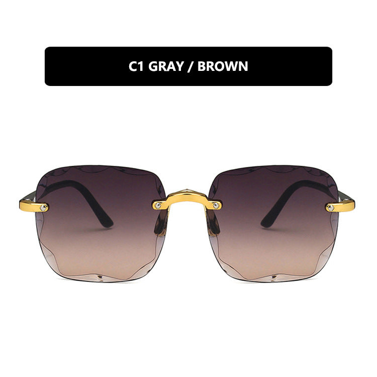 Women's trendy square sunglasses with luxurious metal frame Bowlift