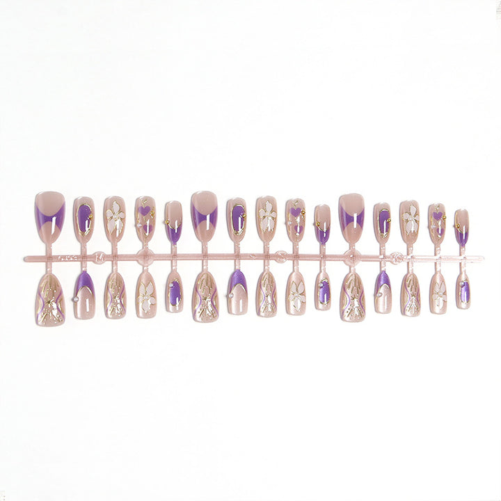 Elegant artificial nails with floral design and color accents Bowlift