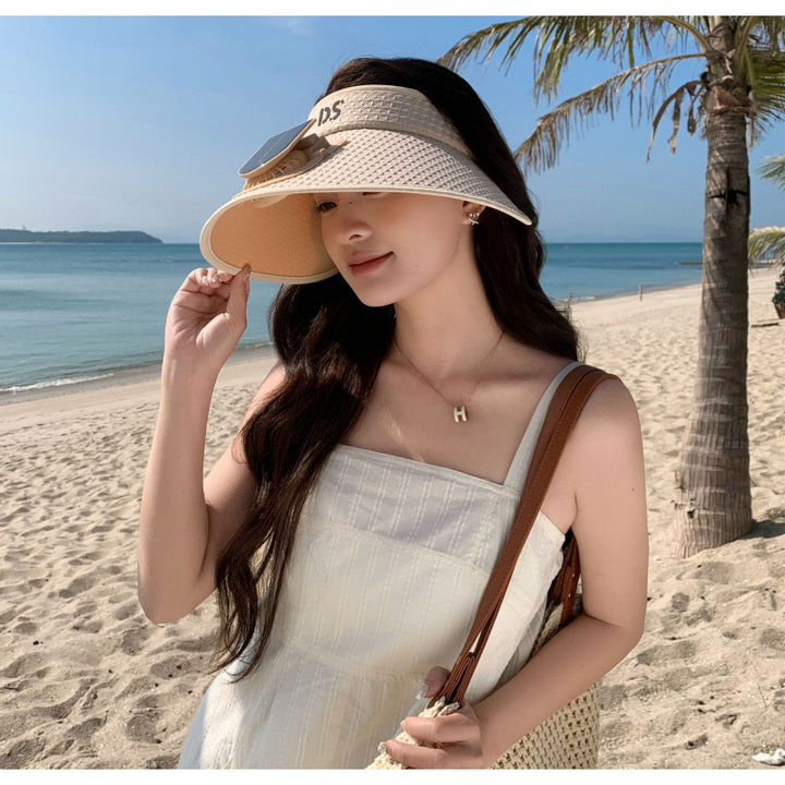 adjustable sun visor with integrated mini fan and UV protection Bowlift