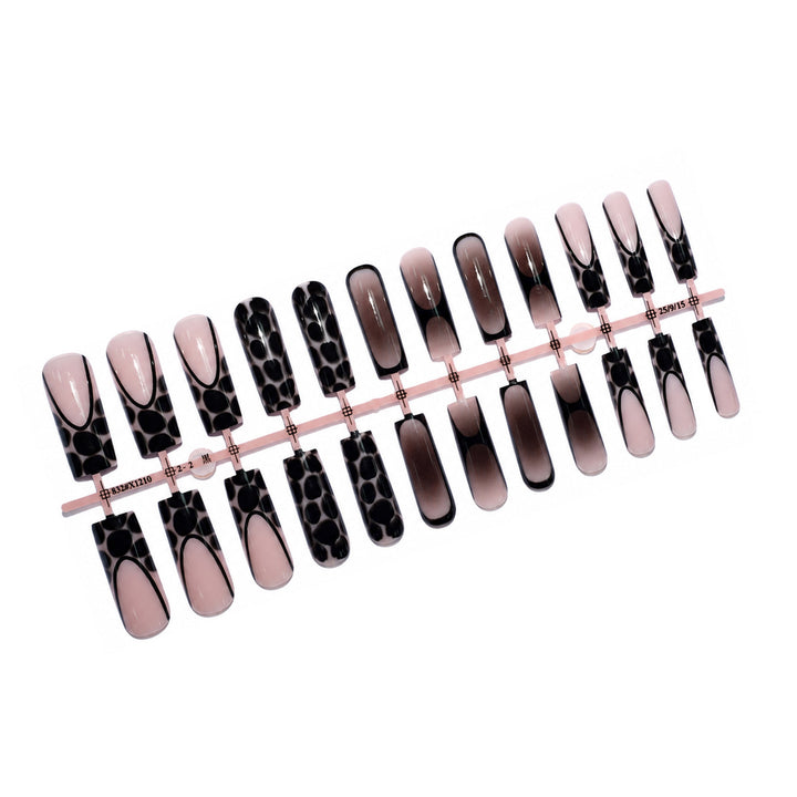 Premium Artificial Nails with Modern Design Bowlift