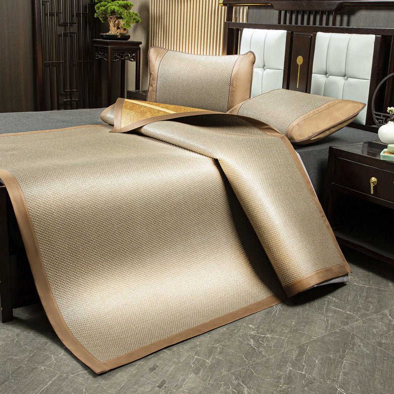 Women luxurious bedspread with elegant design Bowlift