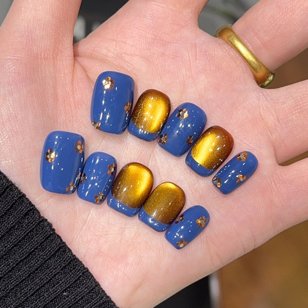 Artificial nails with elegant gradient and sparkling accents Bowlift