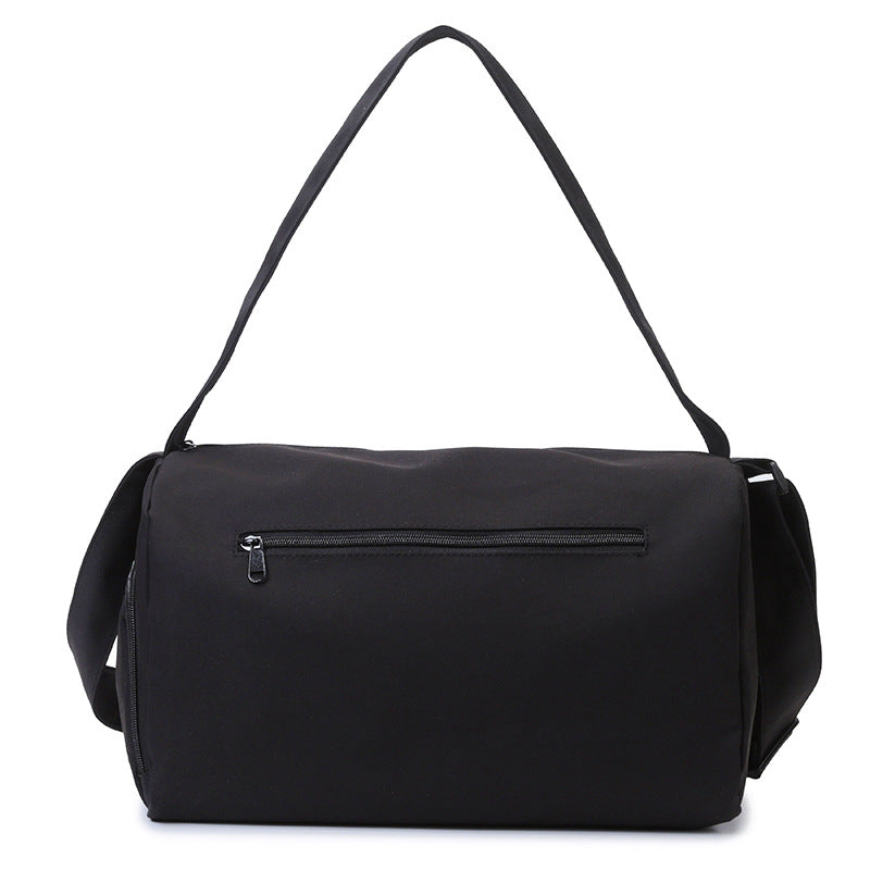 Sporty Shoulder Bag With Practical Interior Compartments Bowlift