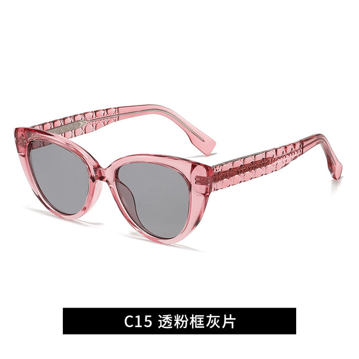 Women's Cat-Eye Sunglasses with Decorative Bridge Bowlift
