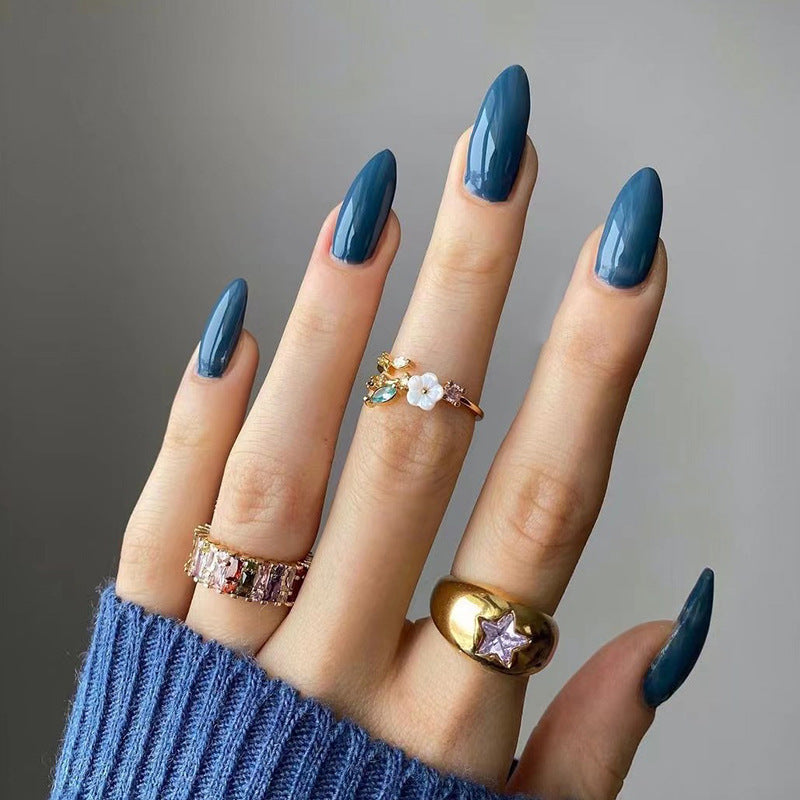 Elegant Acrylic Nails with High Gloss Finish Bowlift