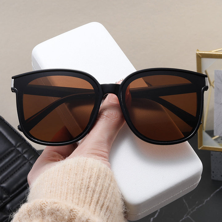 Women's stylish sunglasses with fashionable design Bowlift