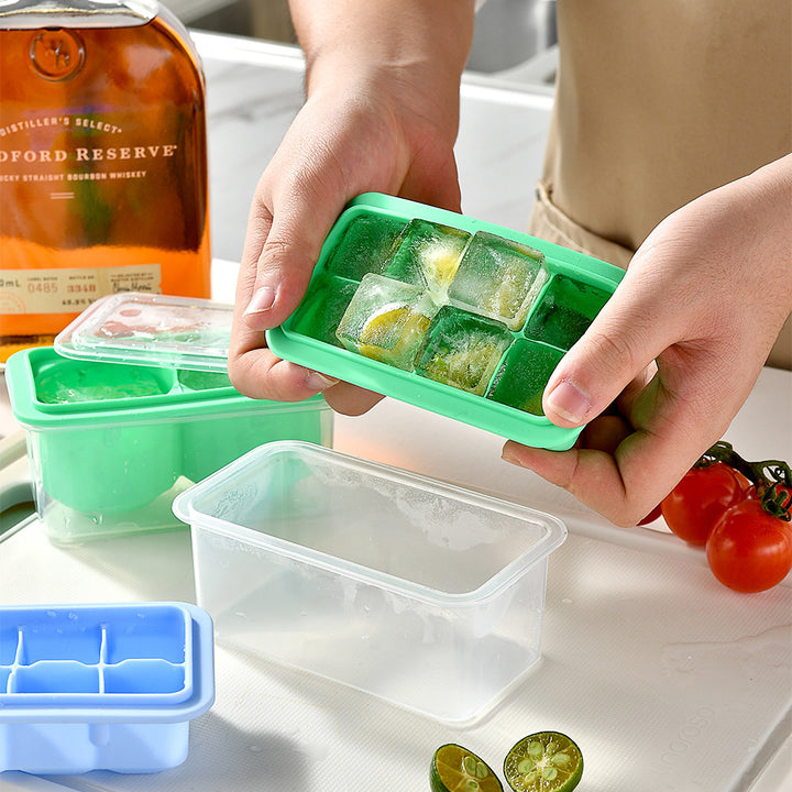 Silicone Ice Cube Tray with Practical Lid Bowlift