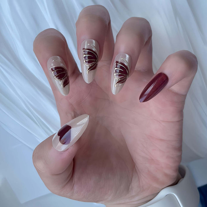Artistic Heart-Accented Press-On Nail Set Bowlift