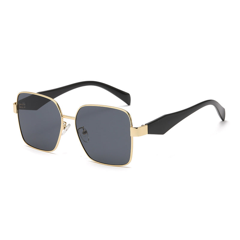 Women stylish square sunglasses with curved frame Bowlift