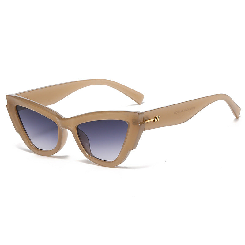 Women's fashionable sunglasses in extravagant tortoiseshell design Bowlift