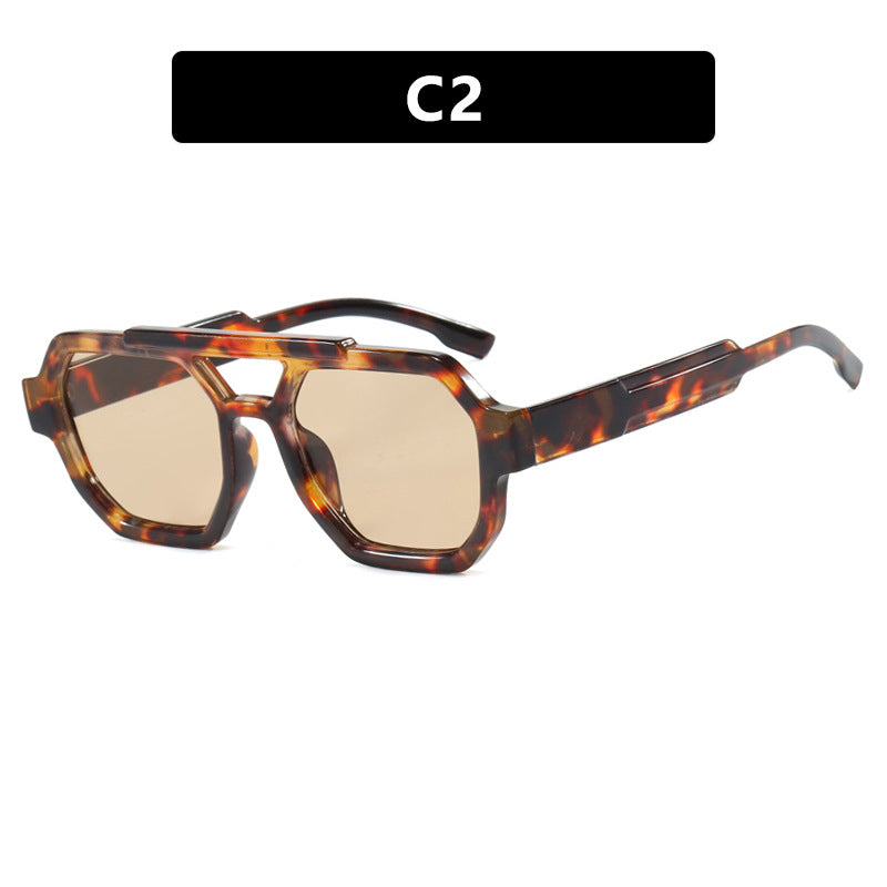 Women's oversized sunglasses in a masculine design Bowlift