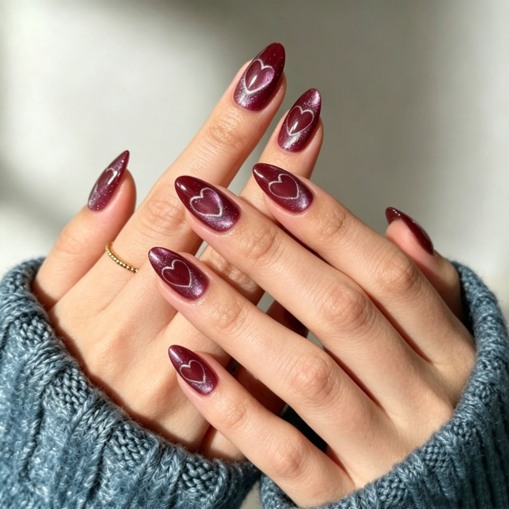 Artificial nails with romantic heart design Bowlift