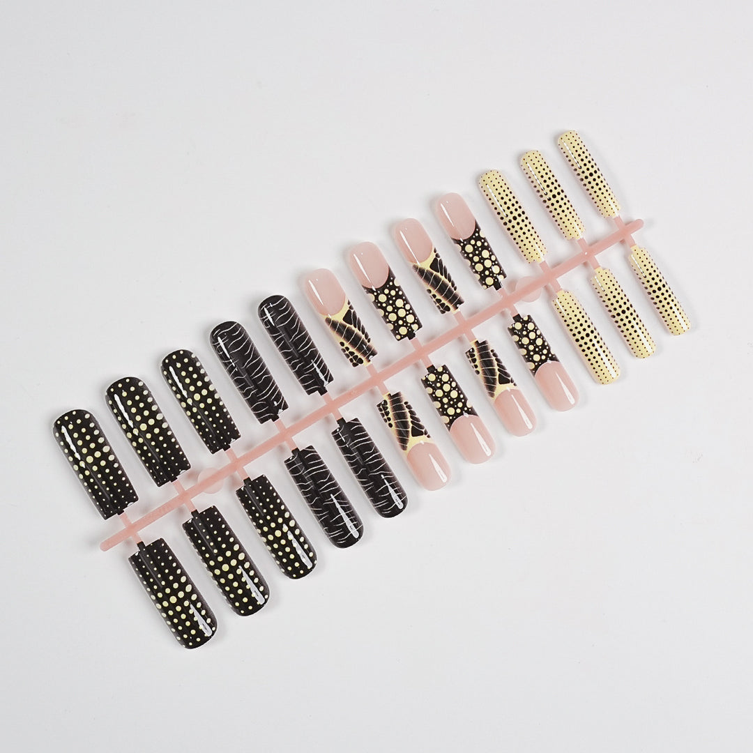 Elegant Press-On Nail Art Kit