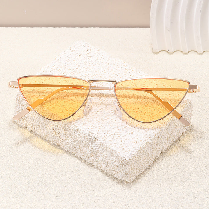 Cat-Eye Sunglasses Bowlift