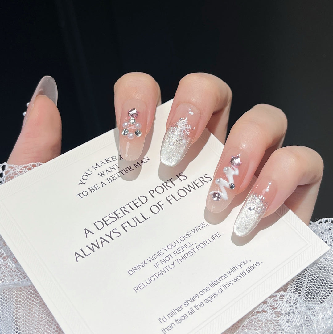 Deluxe Decorative Nail Art Kit Bowlift