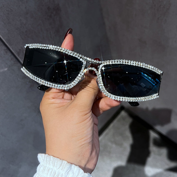 Ladies Glamorous Vintage Sunglasses with Rhinestone Trim Bowlift