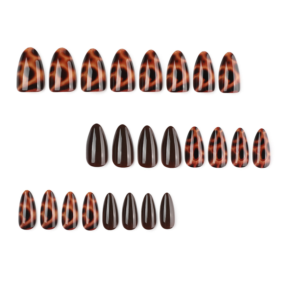 Artful stiletto nails with elegant leopard pattern Bowlift