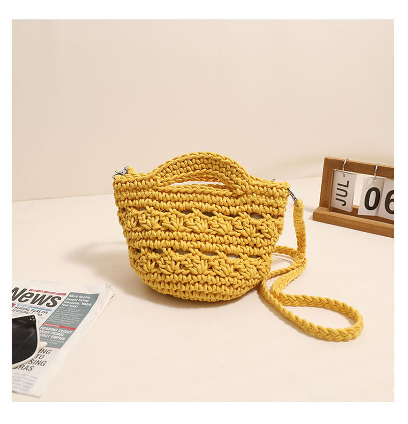 Playful macrame handbag with textured surface Bowlift