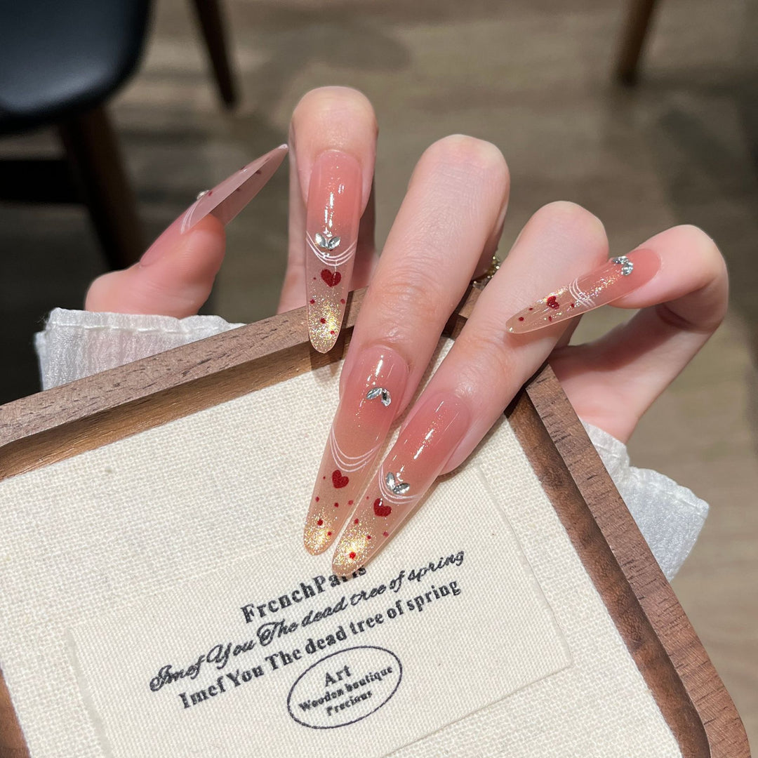 Artistic Holiday-Themed Press-On Nail Art Bowlift