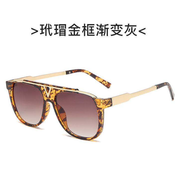 Women elegant oversized sunglasses with stylish transparent frame Bowlift