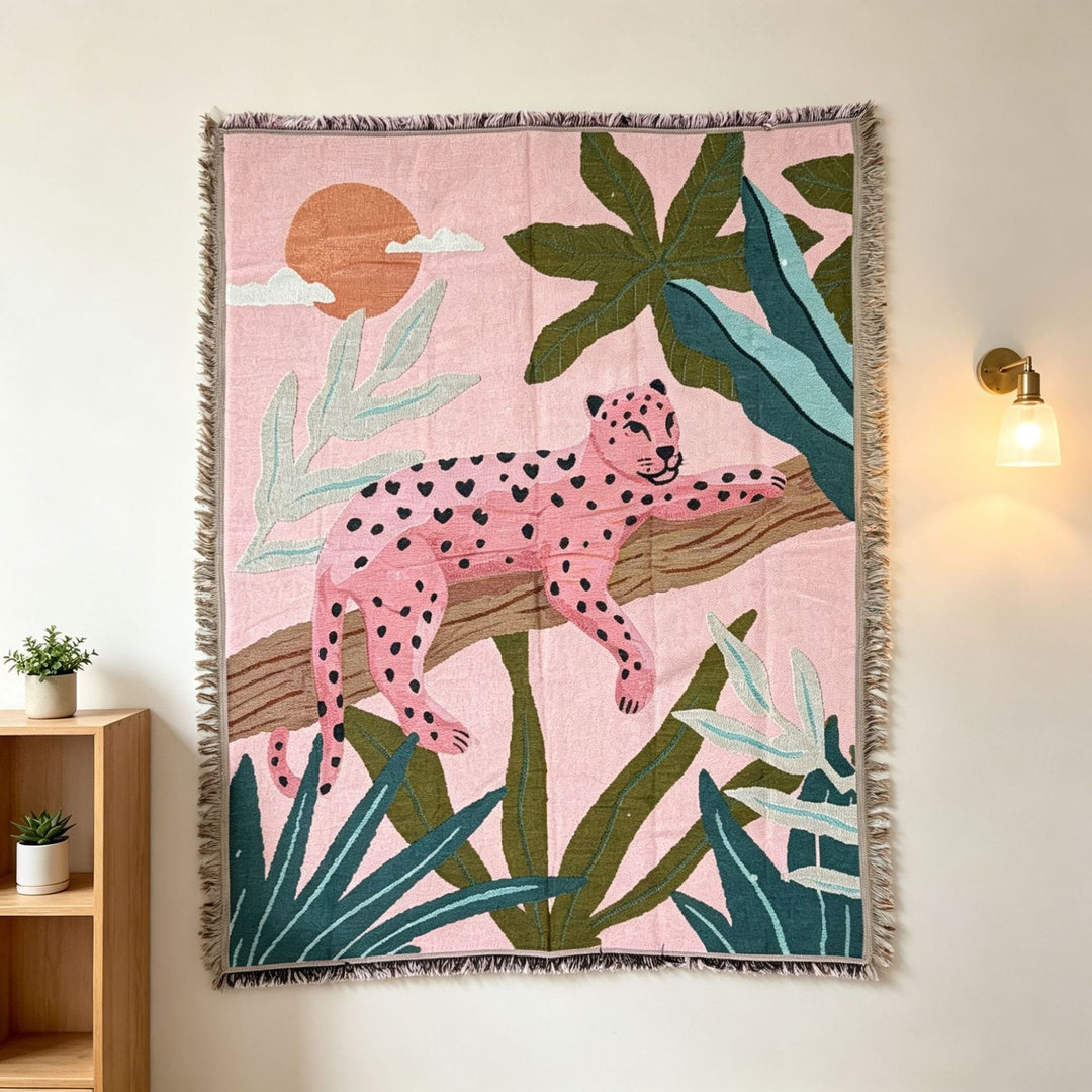Artistic Leopard-Themed Tapestry Blanket