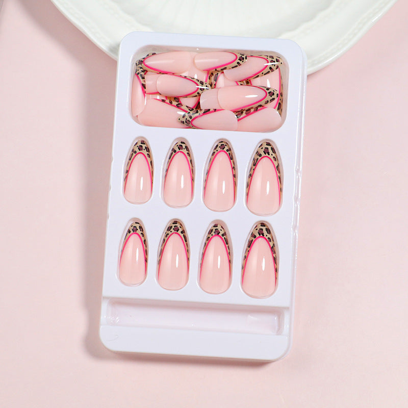 Artistic Stiletto Press-On Nail Set with Leopard Print Accents Bowlift