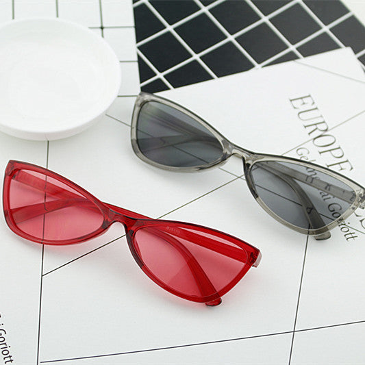 Women's geometric designer sunglasses in modern look Bowlift