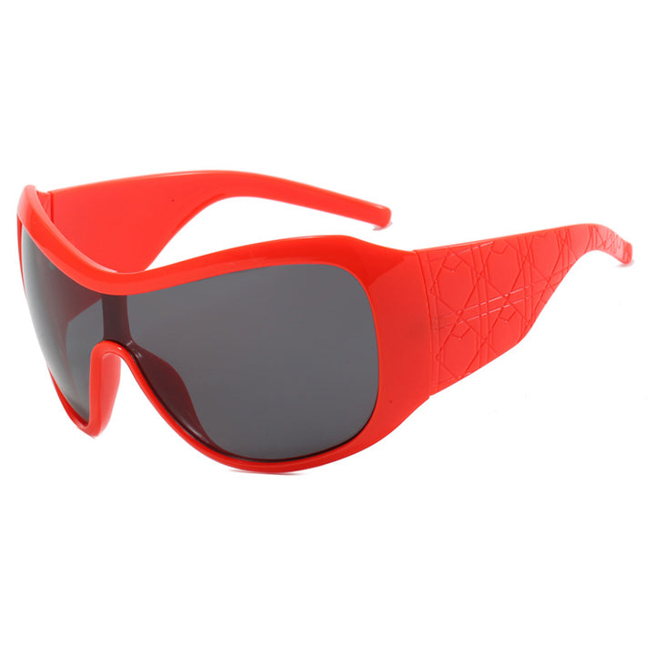 Ladies sport sunglasses with wide-protected frame and polarized lenses Bowlift