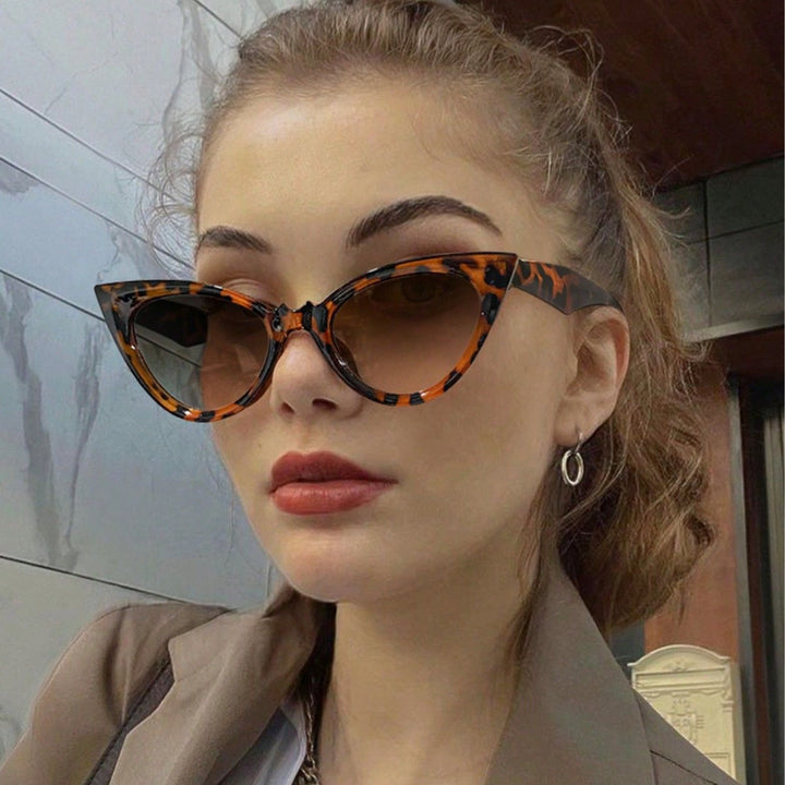 Women's Fashion Cat-Eye Sunglasses Bowlift