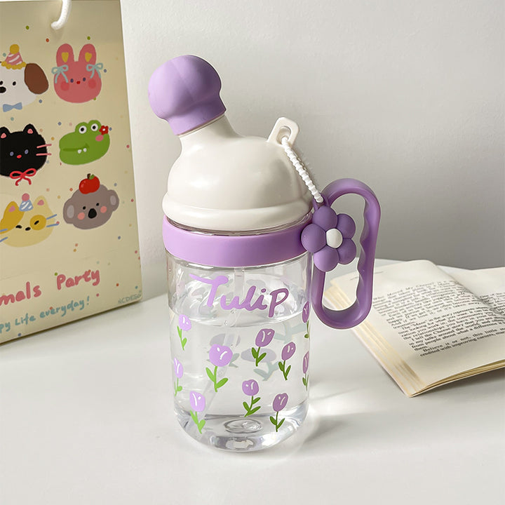 Women's practical and decorative drinking bottle with silicone lid Bowlift