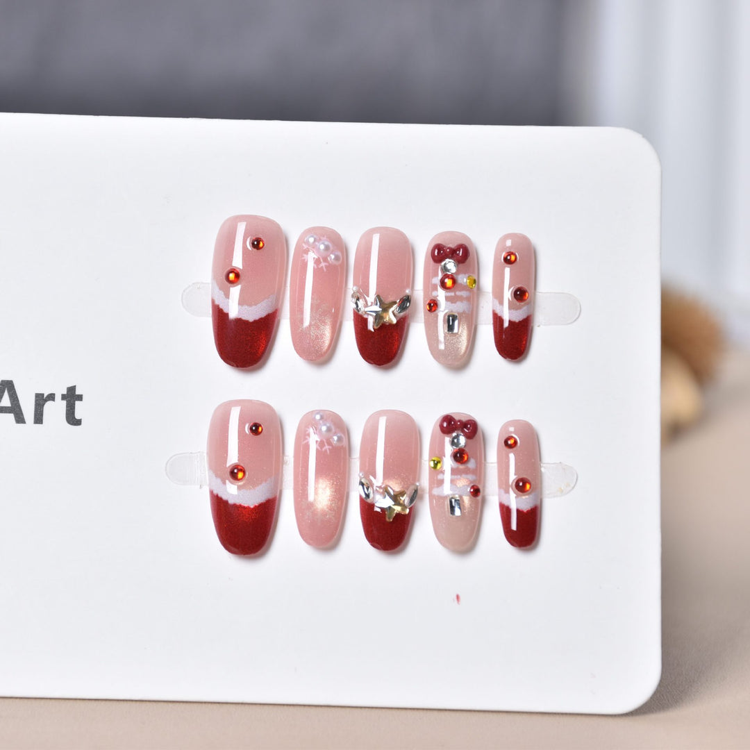 Festive Holiday-Themed Press-On Nail Art Bowlift