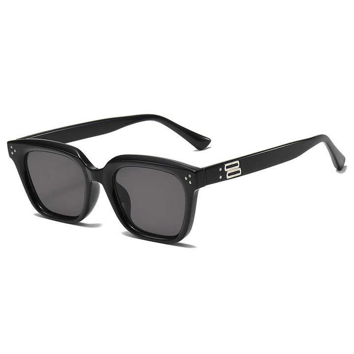 Women's trendy oversized sunglasses with sturdy plastic frame Bowlift