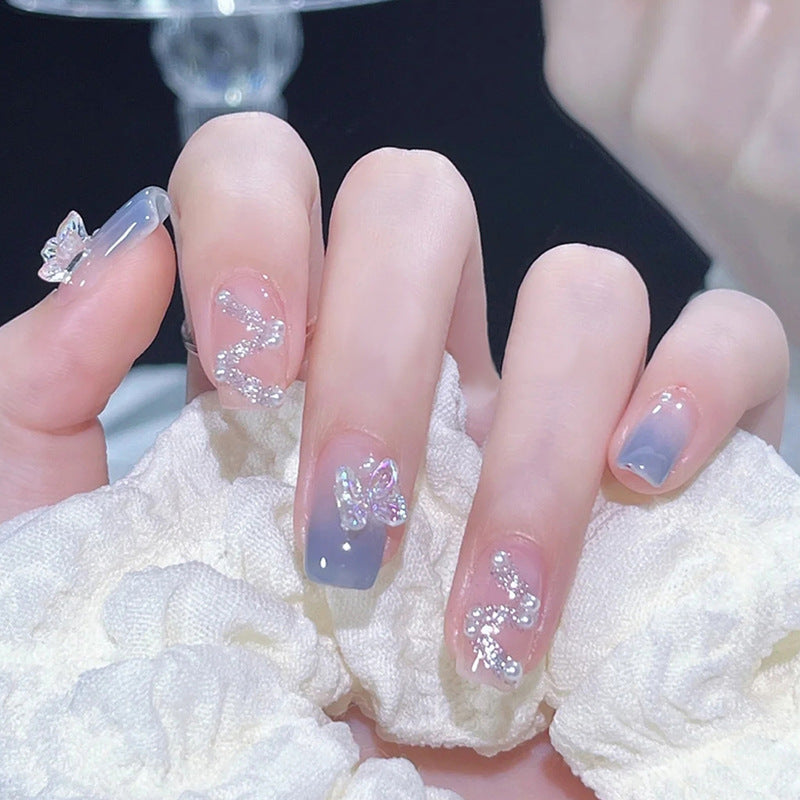 Press-On Nail Design Set with Artistic Holographic Elements Bowlift