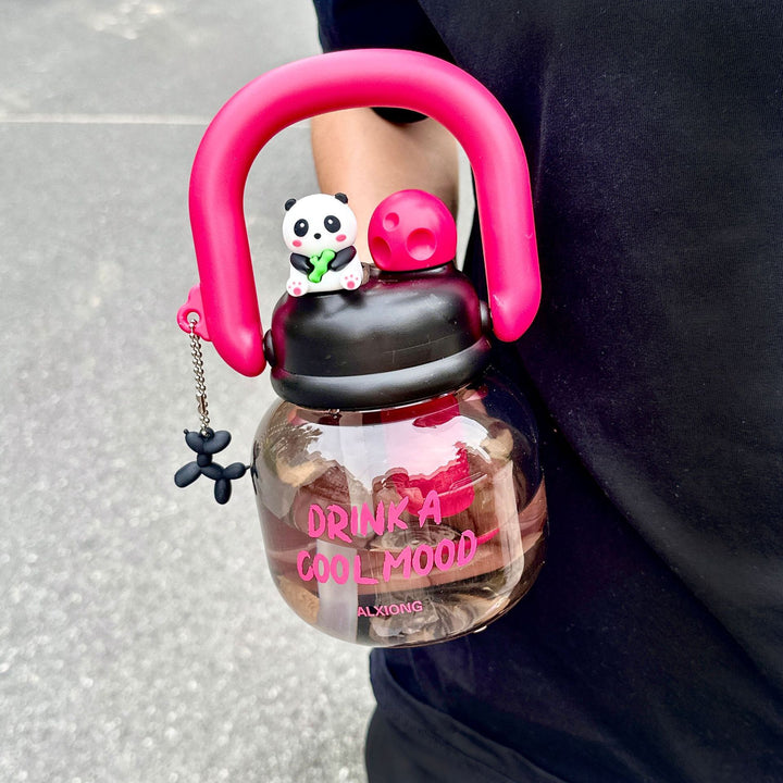 Ladies playful and practical water bottle Bowlift