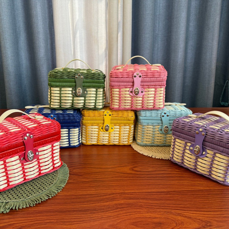 Women's Storage Basket Bowlift