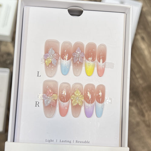 Floral-Inspired Artistic Press-On Nail Set Bowlift