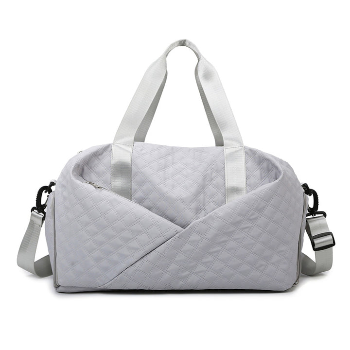 Sporty travel bag with elegant quilted pattern Bowlift