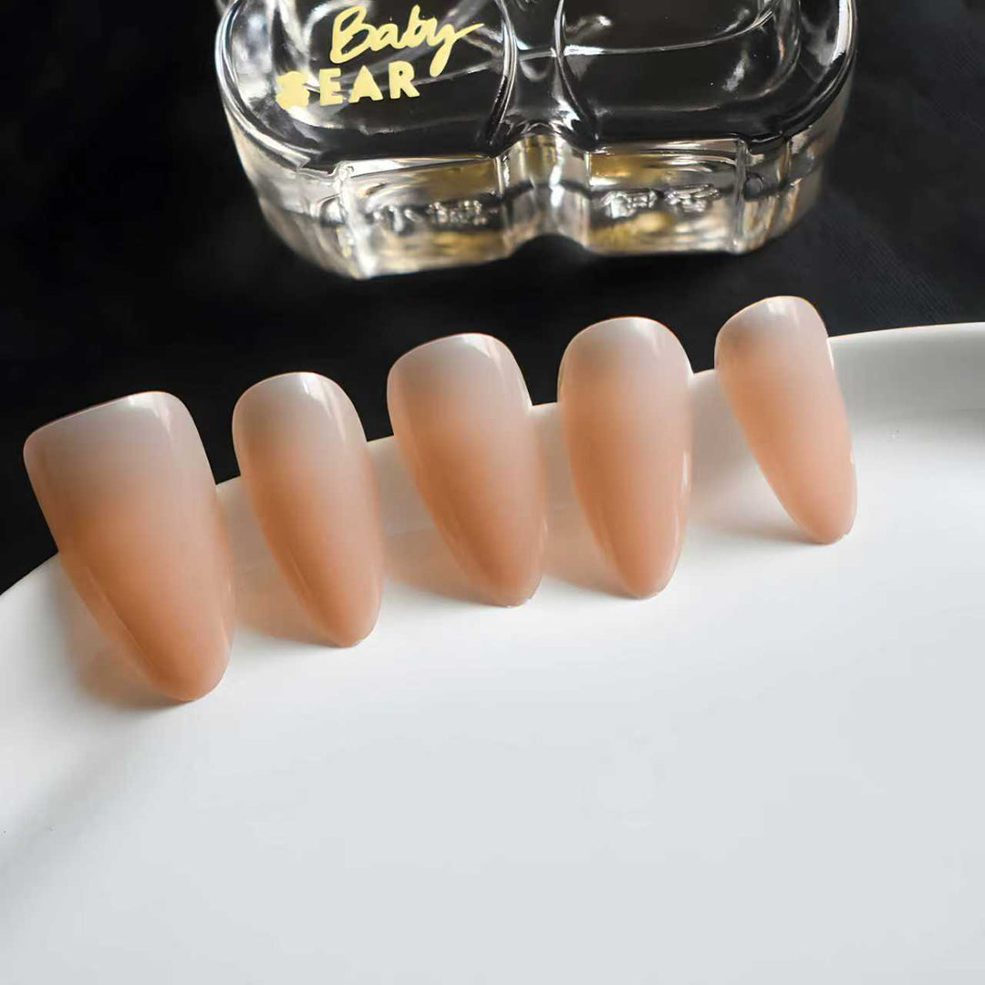 Elegant Almond-Shaped Press-On Nails Bowlift